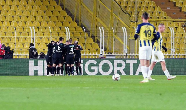 Spor Toto Süper Lig: Fenerbahçe: 1 - Altay: 1